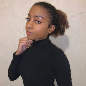 Meet your Posher, Jade